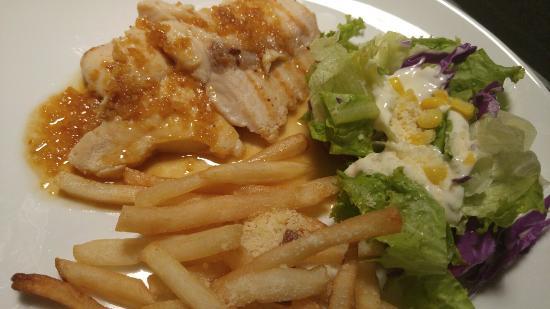 Station Cafe & Lounge