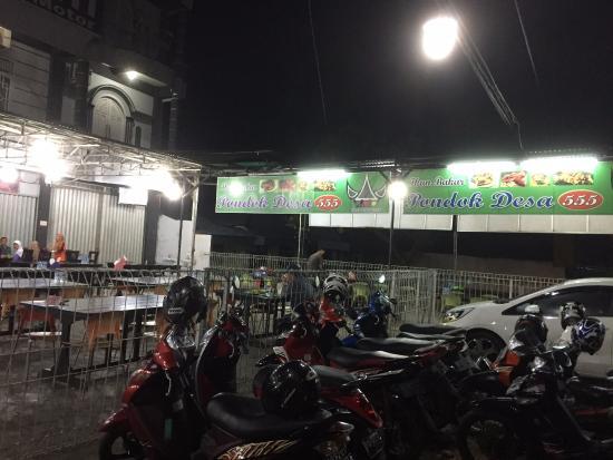 Ikan Bakar Pondok Desa 555