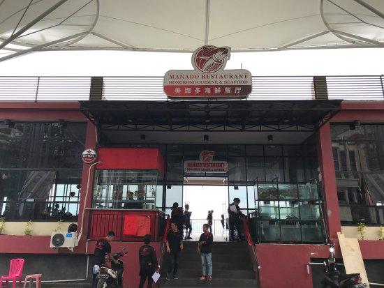 Manado Restaurant Hongkong Cuisine & Seafood
