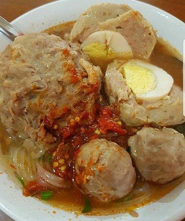 De Stadion Bakso Dan Cuimie